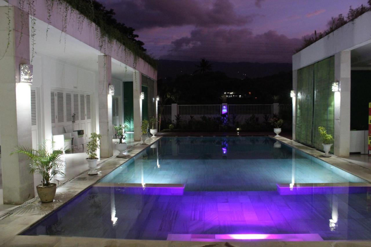 Villa Putih Lovina Exteriör bild